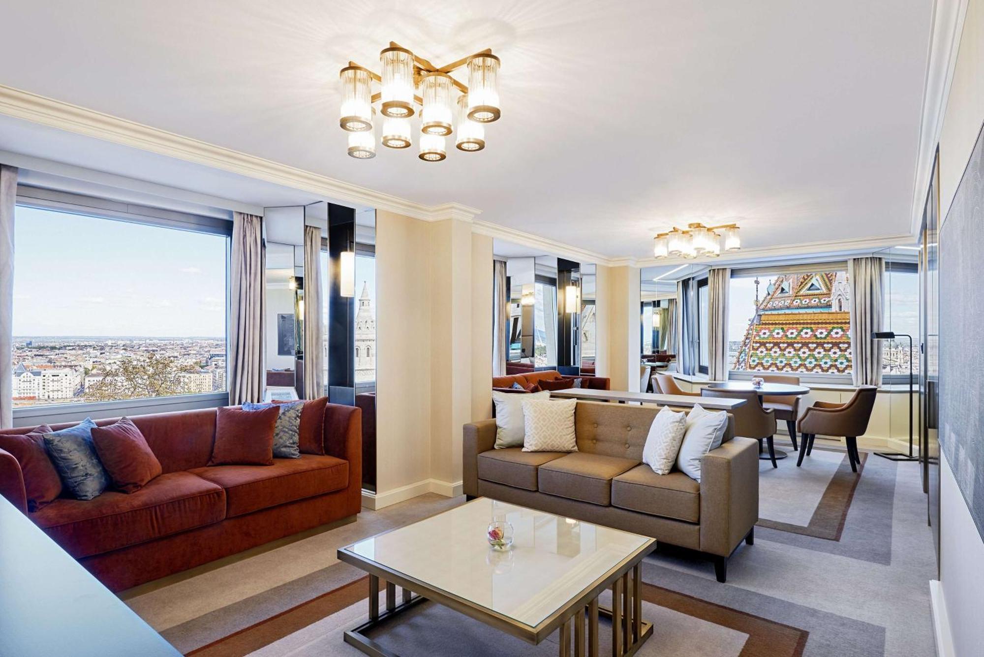 Hilton Budapesta Exterior foto Suite at the Waldorf Astoria Berlin
