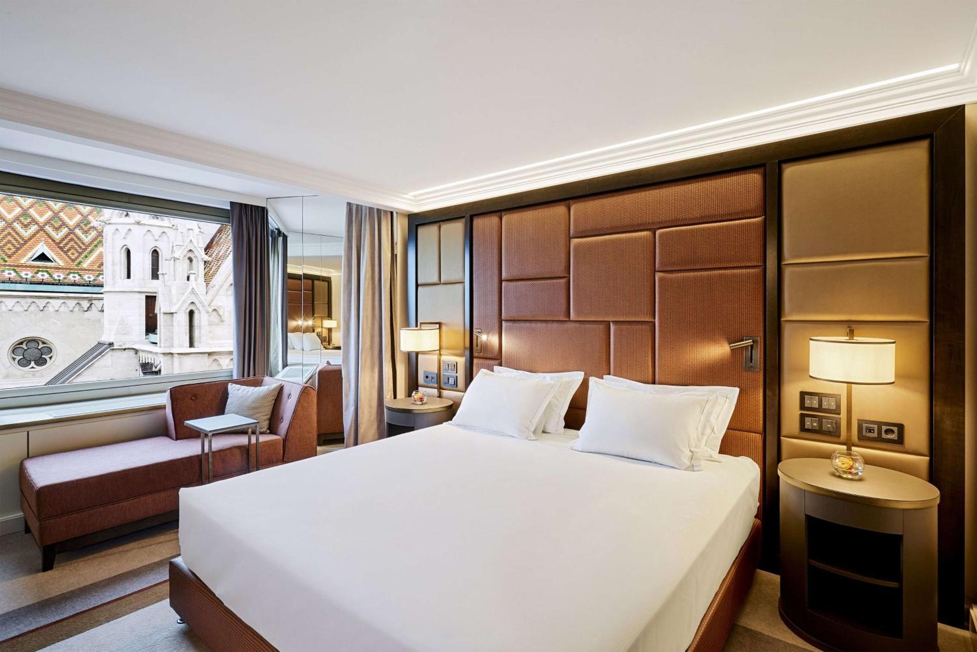 Hilton Budapesta Exterior foto